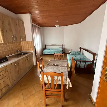 Vacation Garden Σπίτι διακοπών